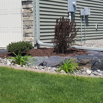 Low Maintenance Planting Bed in Savage