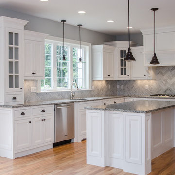 #7413 Beaded Inset Kitchen: Painted Dove White