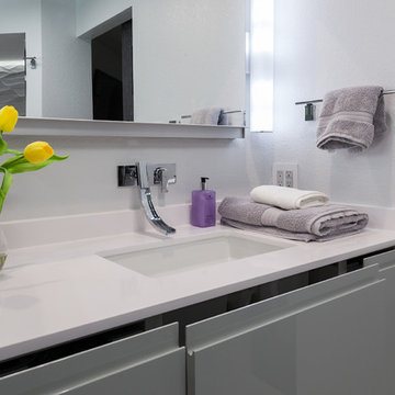 Unique Spa Bath With Shower for Two