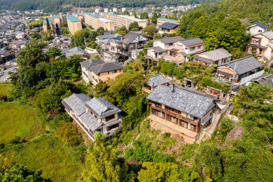 京都にあるおしゃれな家の外観の写真