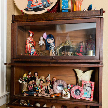 My Houzz: Inside the Austin Home of a Vintage-Style Neon Artist