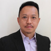 Yang Shengs foto