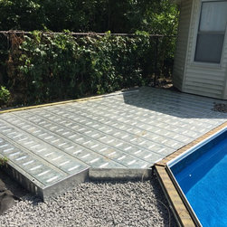 Paverdeck around a Pool - Landscaping Stones And Pavers