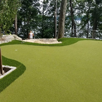 Outdoor Putting Greens