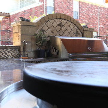 Hard-scapes and Outdoor Living in Tight Spaces