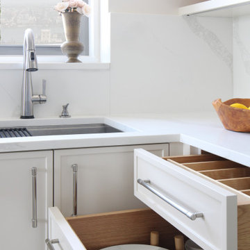 Married & Modern - Movin' On Up!