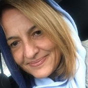 Viviane Morais's photo