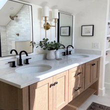 Cotter Mom - Master Bathroom