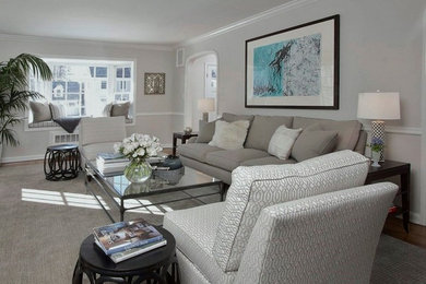 Example of a trendy living room design in New York