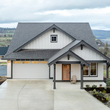 Cozy Craftsman Overlooking The Gorge