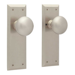 ELOISE NEW YORK DOOR PLATE AND NEW YORK ROUND KNOB SET - DUMMY, PRIVACY AND PASS - Products