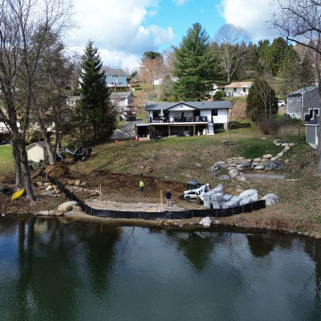 Lakeside Backyard Transformation with Unilock Concord Retaining Walls