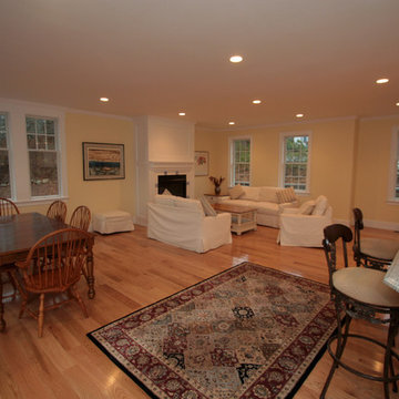 The open interior plan complements the wooded setting.