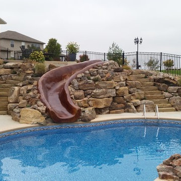 Custom Pools LLC