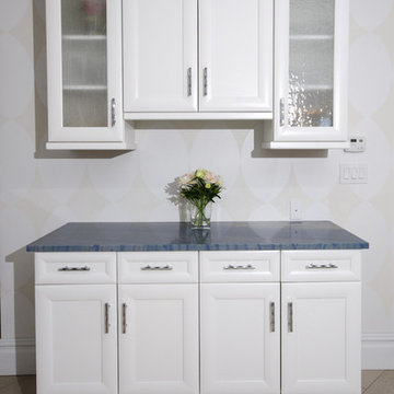 White with Azul Macauba Coutners