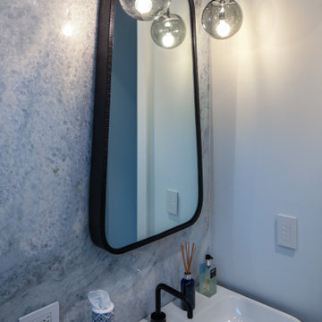 Oceanfront Oasis: Powder Room