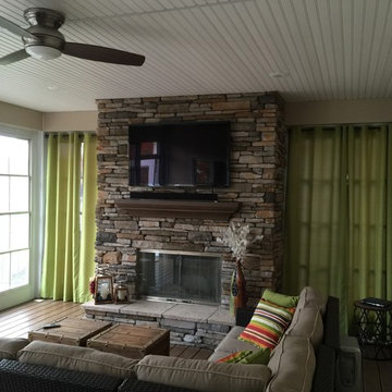 Cozy Space- Belleville, IL