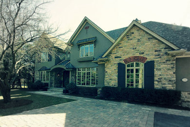Elegant exterior home photo in Toronto