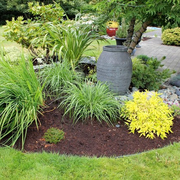 informal river rock border