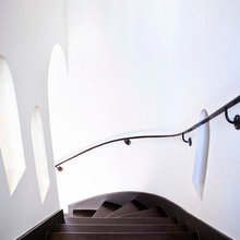 handrail bracket shape