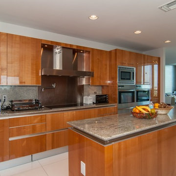 2627 S Bayshore Dr