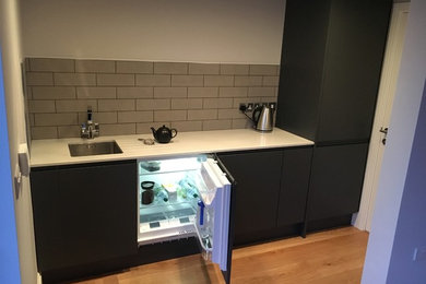 Kitchen renovation with granite worktop