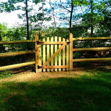 Split Rail with Wire Fence