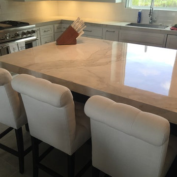Stonepeak Plane Large Format Tile