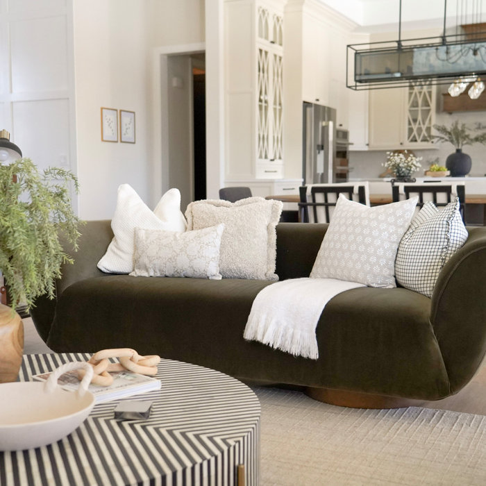 Highland Hills Luxury Show Home- Designed to Sell