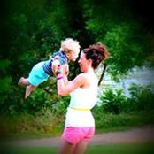 Tara Thomas's photo