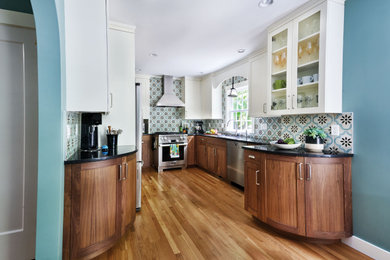 Inspiration for a transitional kitchen remodel in Portland