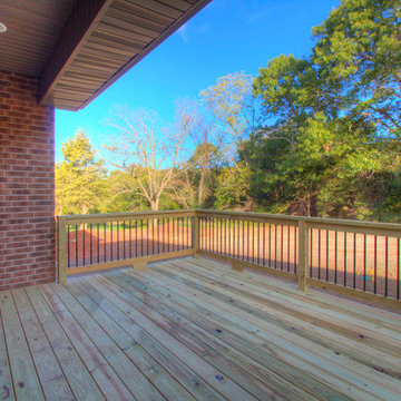 Large Deck with Brilliant View