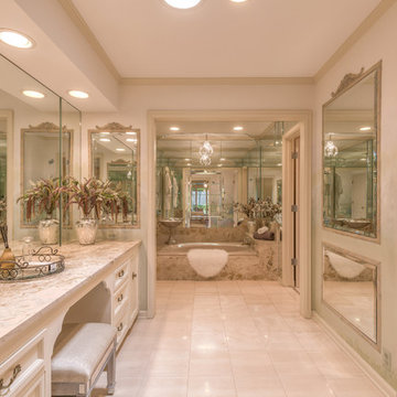 Beautiful Mid-century Modern Estate Home on Breathtaking 3.1 Acres