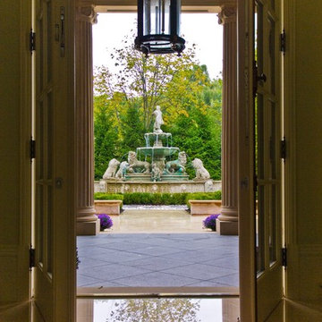 Elegant Lakeshore Living