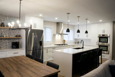 This is an example of a classic kitchen in Toronto.