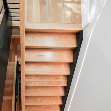 Project #73 | Bold Modern Staircase with Integrated Lighting