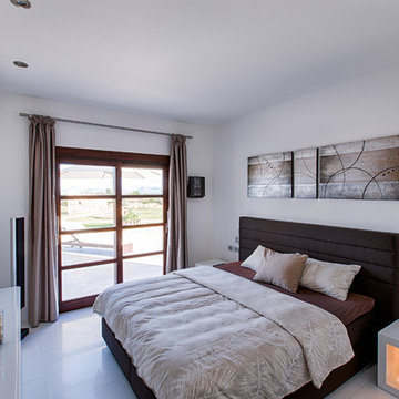 LA VILA HOUSE