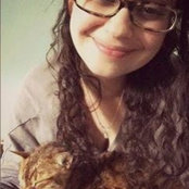 Michelle Hodkin's photo