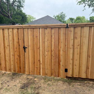 SHERMAN, TX - CUSTOM WOOD FENCE