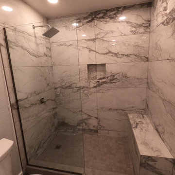 Kaneohe Bathroom: walk-in shower