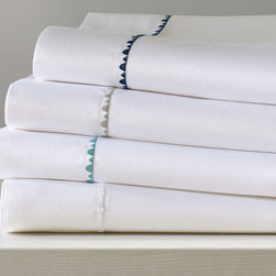 Lilly Embroidered Sheet Set - Products