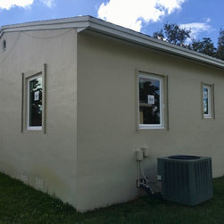 Vidal Residence in Miami Springs - Windows