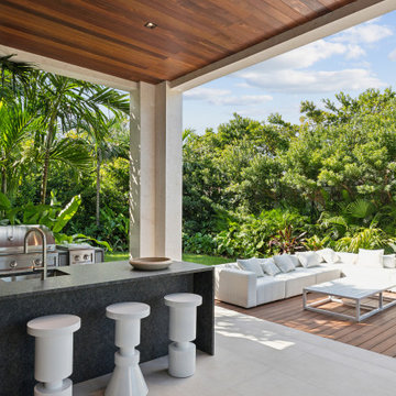 Contemporary Home - 11