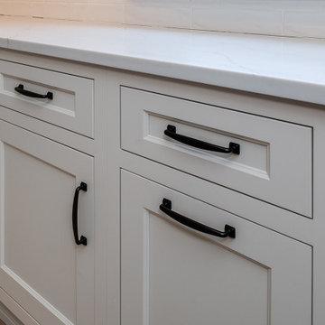 Elm Grove Elegance: A Kitchen Built for Family and Conversation