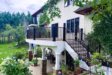 Lake Elmo Curved Deck