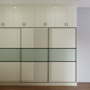 Frosted Band Storage
