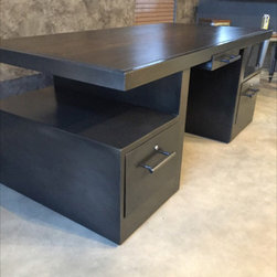 Biscayne desk (plain) - Products