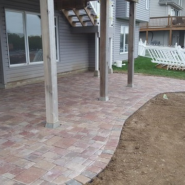 Willow Creek Cobblestone Paver Patio