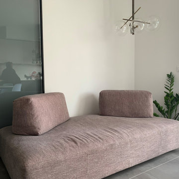 Grigio e vinaccia per un duplex a Milano. Mq 100