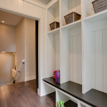 Farmhouse Chic Hits Minneapolis Suburb!!